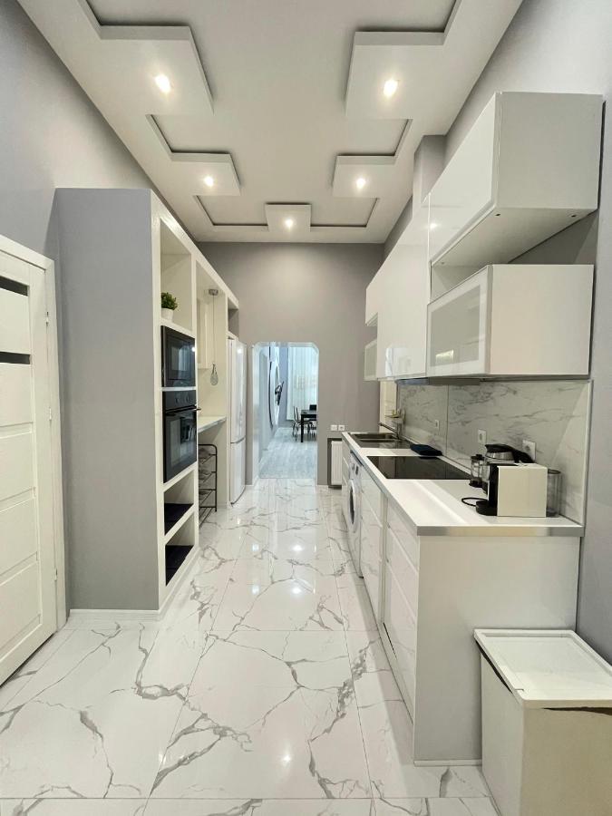 Deluxe Sapphire Residency - 4 Bedrooms Budapest Exterior foto